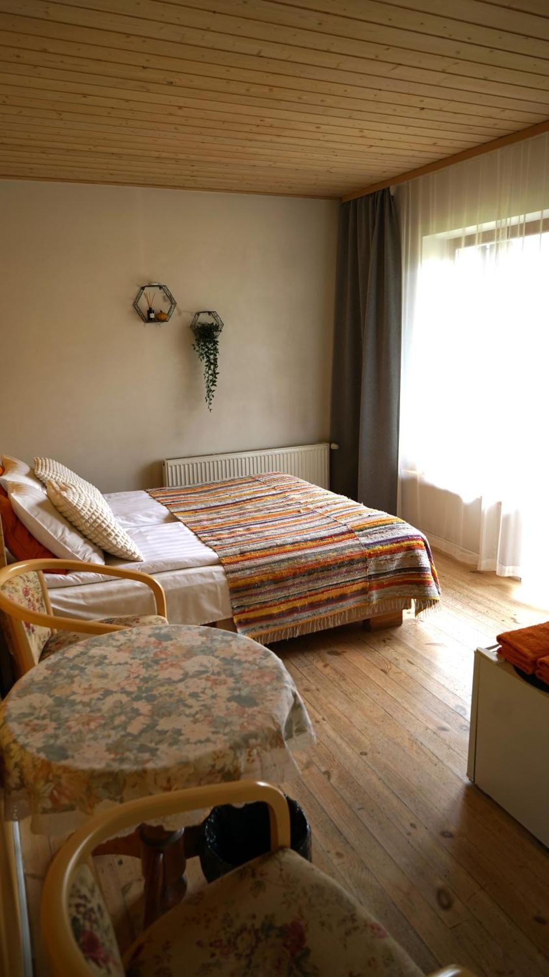 Maza Kapa Hotel Koknese ภายนอก รูปภาพ