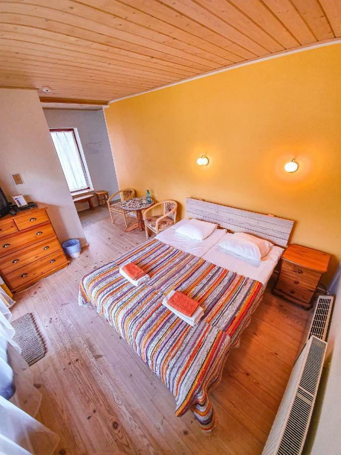 Maza Kapa Hotel Koknese ภายนอก รูปภาพ